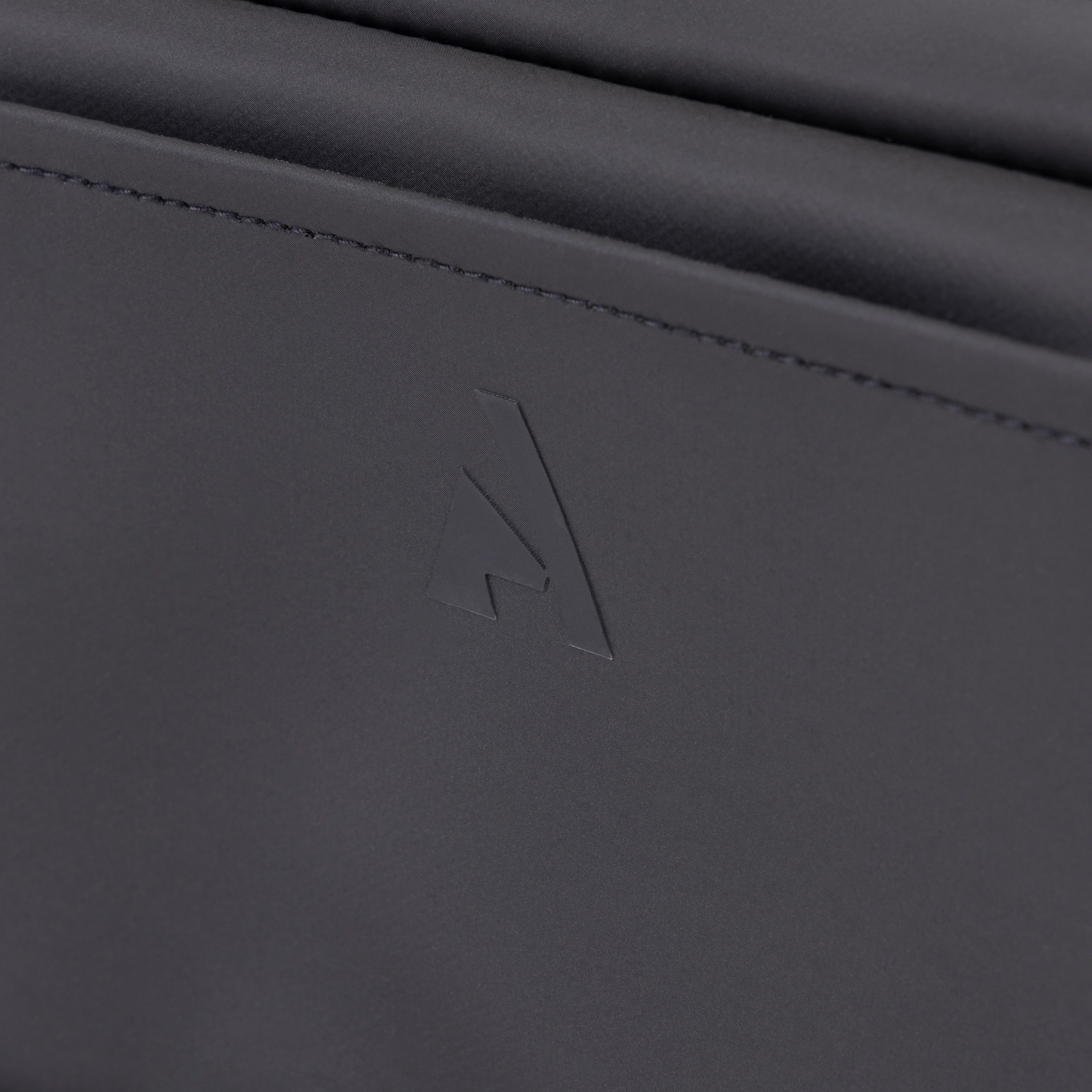 Aubrion React Cross- Body Bag - Image 3