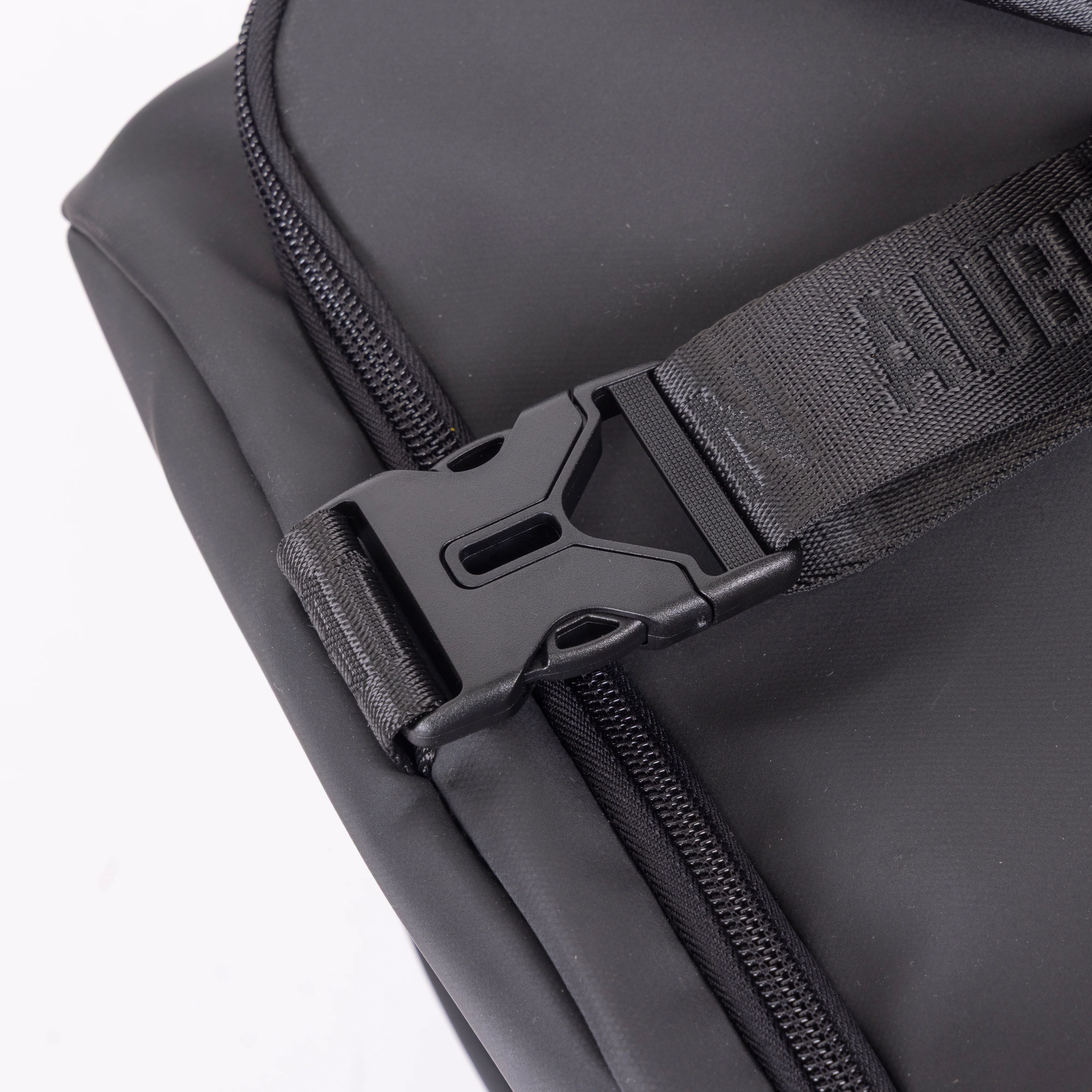Aubrion React Holdall - Image 6